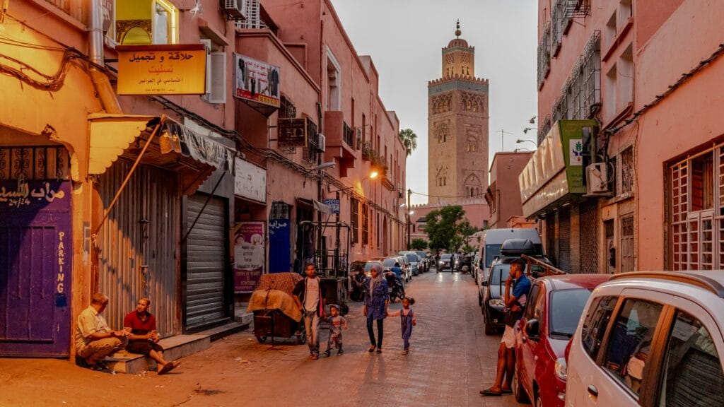 people standing near buildings, Marrakech Casablanca